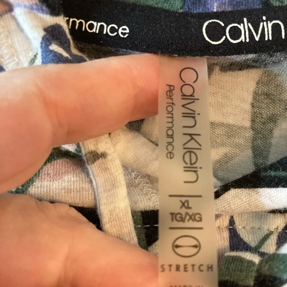Calvin Klein Hoodie w/Pink Parrots & Leaf print, slouchy lightweight